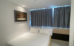 One Avenue Hotel